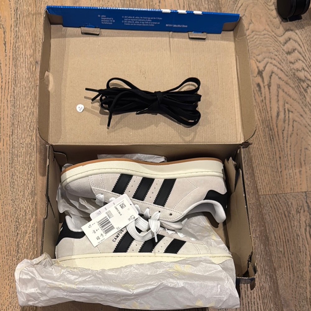 Adidas Campus 00s
